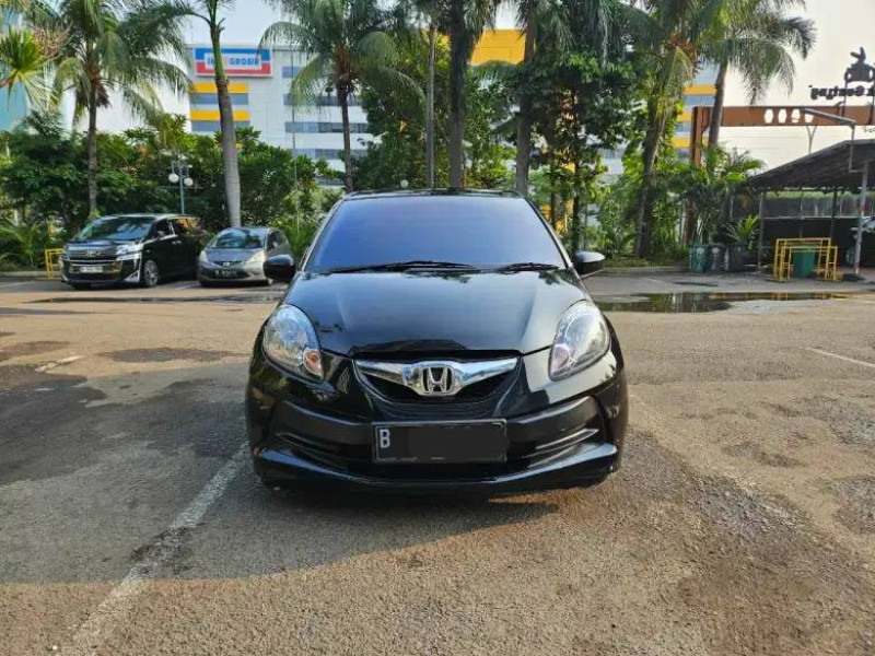 Honda Brio (2014) Satya S Bensin-AT